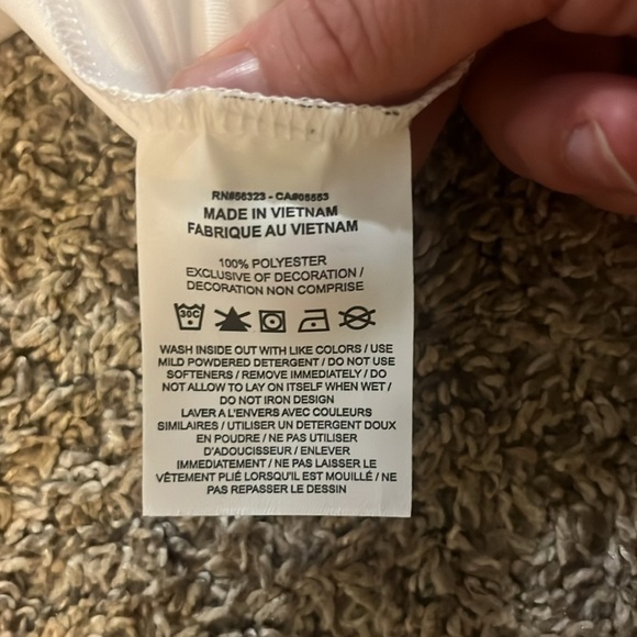 NWOT kids Nike White Short Sleeve Tee with black Swoosh size large+ - Picture 7 of 8